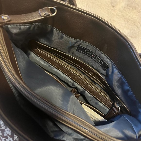 TOMMY HILFIGER Brown Tan Iconic Classic Monogram Logo Handbag - Picture 5 of 6